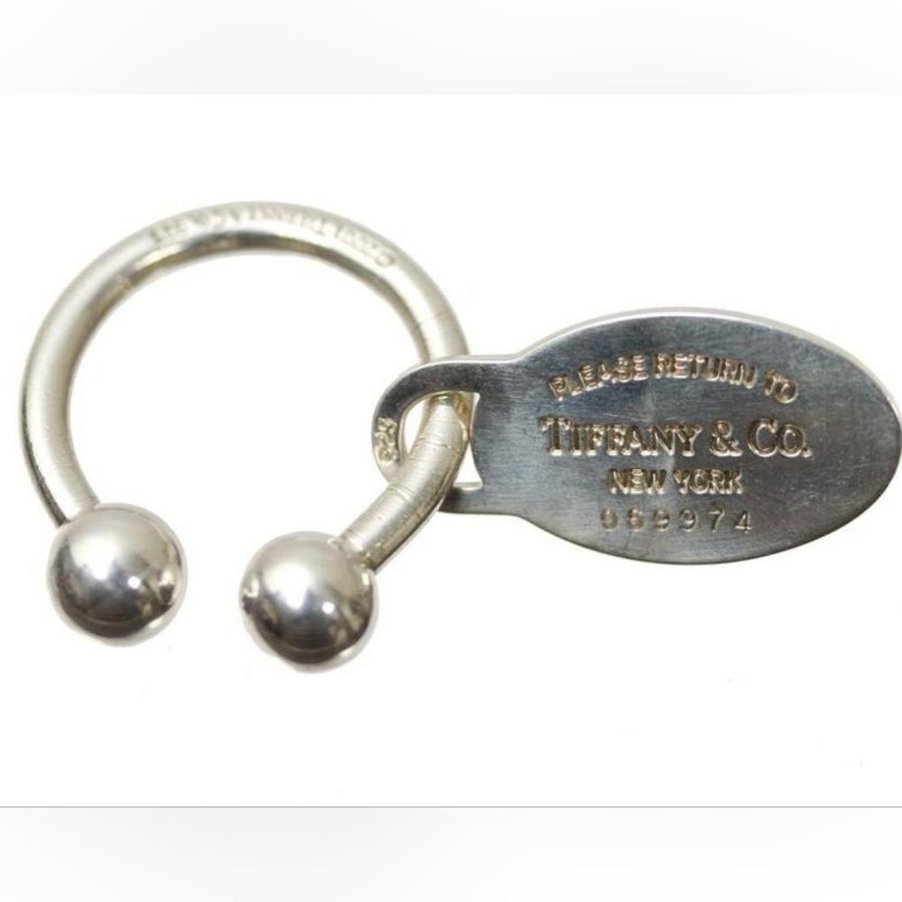 Tiffany and Co Oval Tag Key Ring Authentic